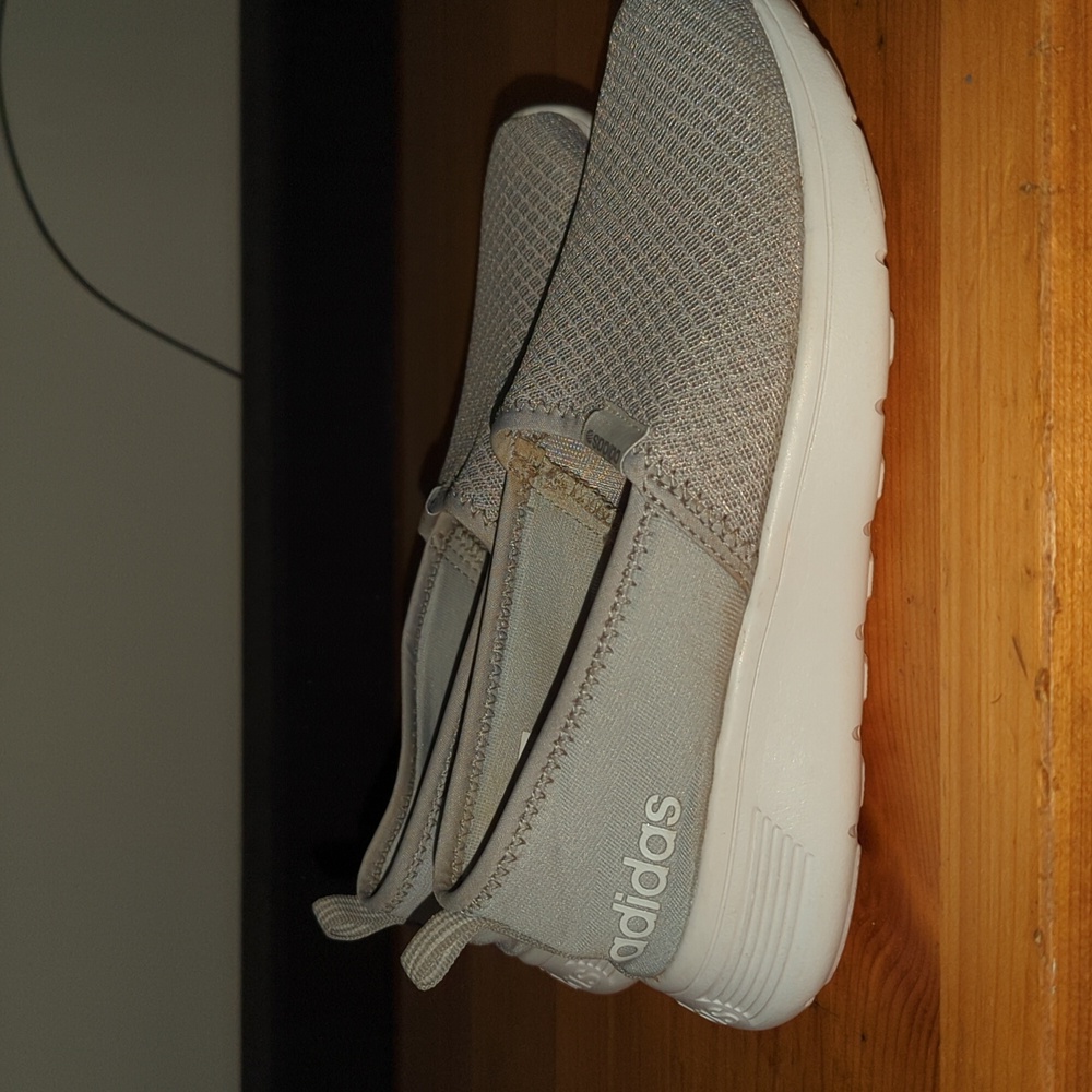 Adidas Neo fit foam women's size 6